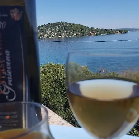 Διαμέρισμα Ana