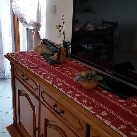 Ana Apartamento *
